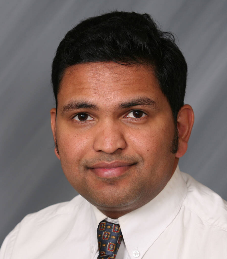 headshot of Karthik Vijay